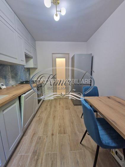 Apartament complet renovat cu garaj in zona Hotel Royal - 10