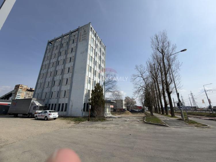 Hotel*** cu 48 camere de vânzare Calea Borsului/CT Park/ CET - 11