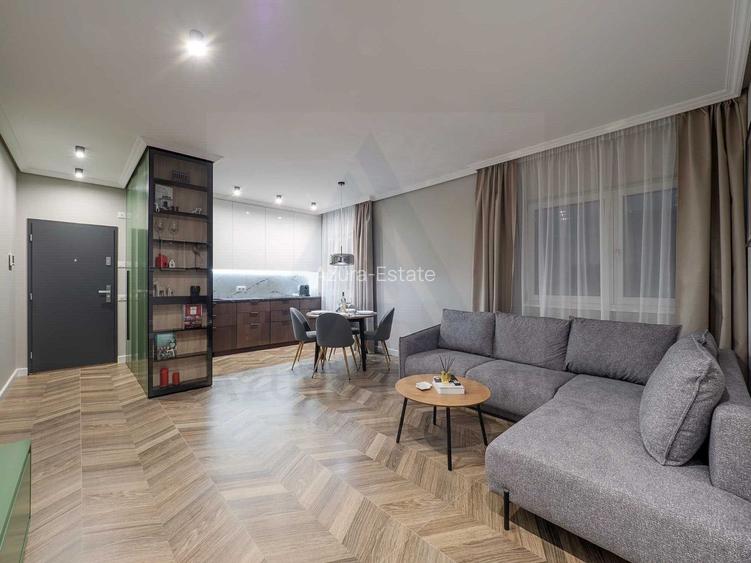 Apartament lux 2 camere etaj 2 loc de parcare privat in Arhitectilor - 2