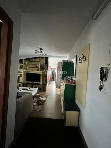 Decomandat 3 camere Zona Soarelui Mansarda/mobilat si utilat - 13