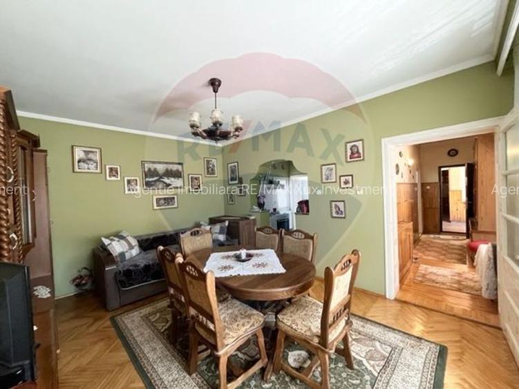 Casă  str. Progresului , Sebes, destinatie : uni/multifamiliala - 6