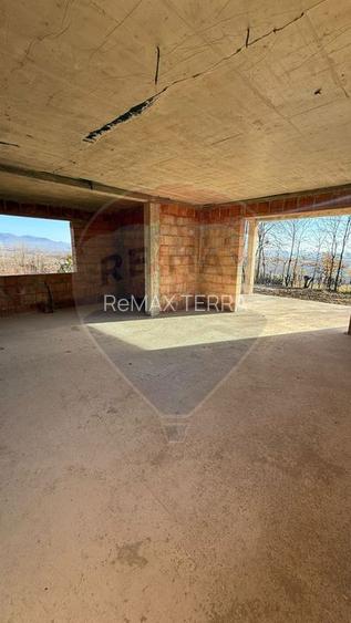 Casă noua de vânzare in Recea cu 4 camere, 2 bai si 500 m2 teren. - 8