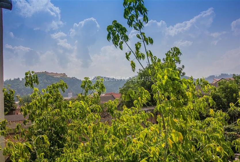 Imobil versatil, cu potential ridicat, conditii personalizate, Central, Rasnov - 6