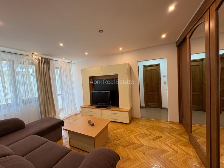 Stefan cel Mare, ap.2 camere, 57mp, et.5, mobilat, 99.000Euro - 2