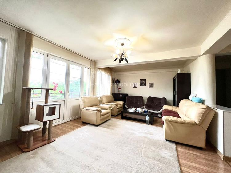 4 camere mobilate, de vanzare, parcare inclusa, cartier Buna Ziua - 2