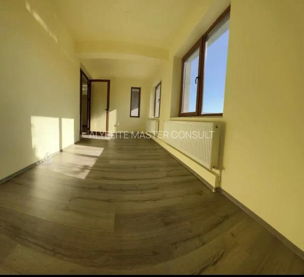 Spatiu/Comercial/Birouri/Cladire de inchiriat - 240 MP - P + 1, Husi, Vaslui - 2