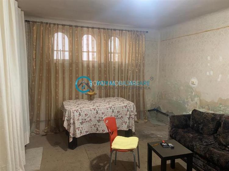 Royal Imobiliare - Vanzare Casa D+P+M, Ultracentral - 10