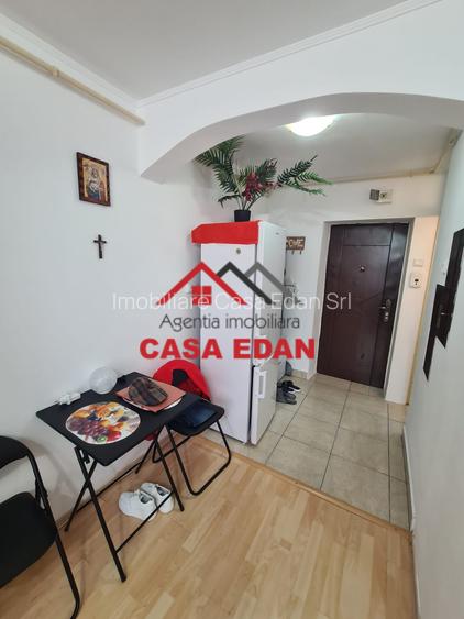 Garsoniera in Campina et 1--28.000e - 6