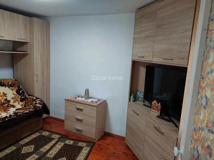 Vand/schimb casa 3 camere renovata recent - 6