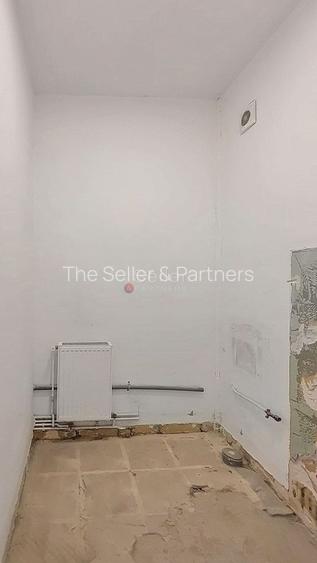 POZITIONARE CENTRALA - VAD COMERCIAL RIDICAT - 9