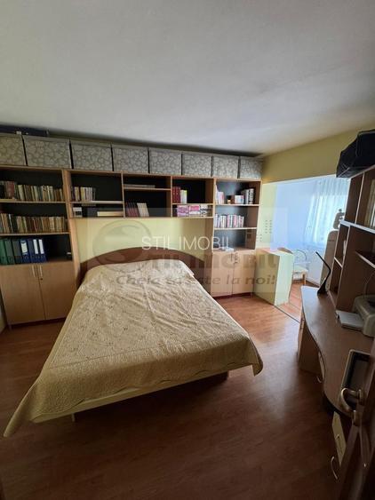 Apartament cu 3 camere – 71 m.p.- Nicolina 2, geam la baie - 2