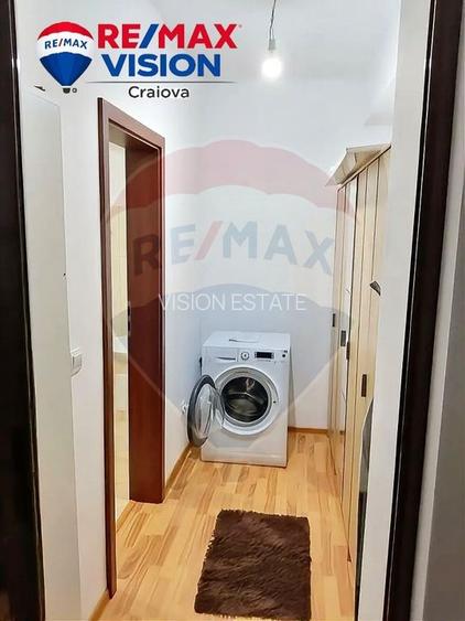 Apartament cu 1 camere de vânzare în zona 1 Mai - 8