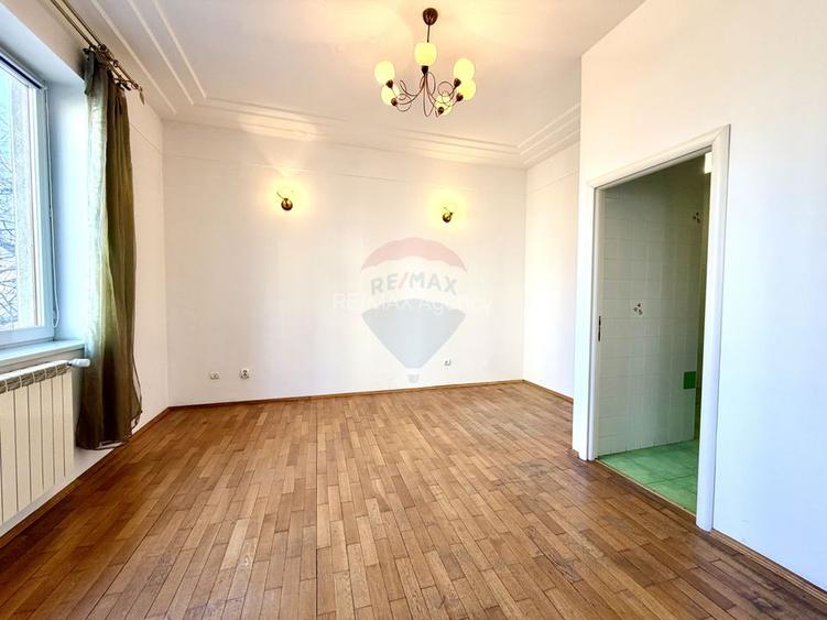 Spațiu de birouri in Vila P+2 - Str. Mircea Vulcanescu - 11