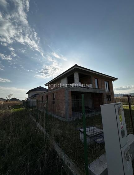 Casa de vânzare la super preț  - 7