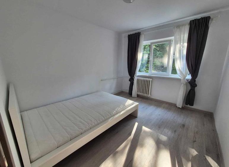 4 camere Politehnica