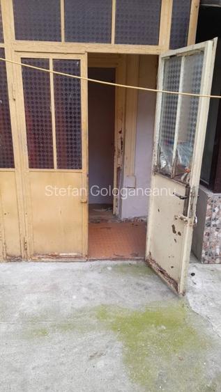 URGENT: ULTRA CENTRAL - Apartament 2 camere situat in casa cu curte comuna - 4