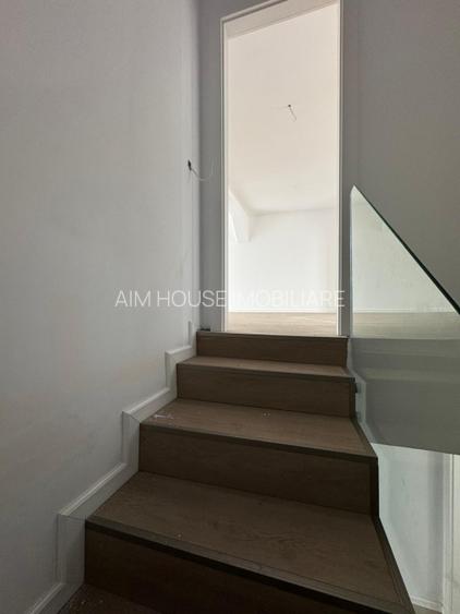 VILE MODERNE ÎN COMPLEX DE CASE ÎNȘIRUITE – STR. EROULUI, CHIAJNA - 11