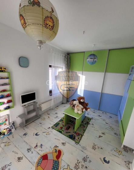 Lazu, casa 5 camere 140mp P+1, loc de parcare in curte  - 9