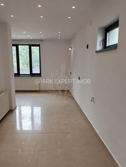 CLINICA MEDICALA//AFTER SCHO0L// CENTRAL PLOIESTI - 8