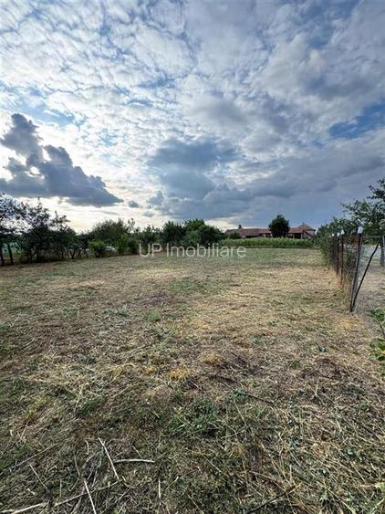 CASA CU TEREN 1500 MP | CHERESIG - 11