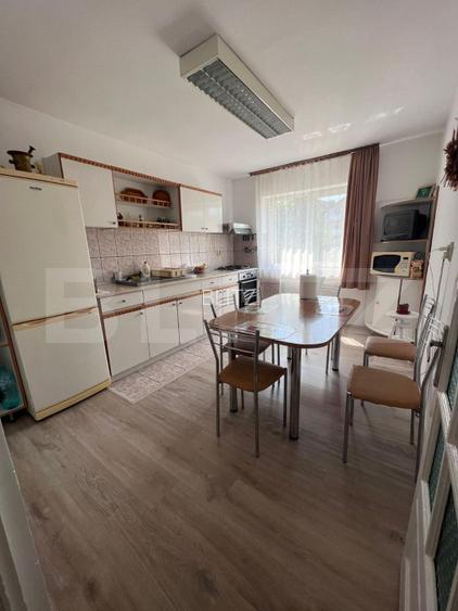 Casa individuala intr-o zona de case, 260mp, teren 500mp zona Pod Ira - 6