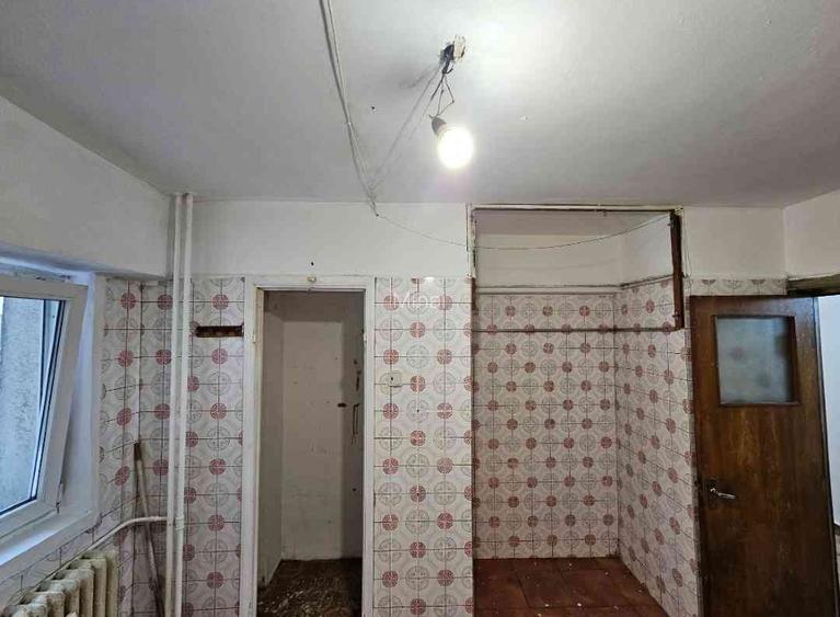 Apartament 4 camere, 2 balcoane, vis a vis de ASE - 10