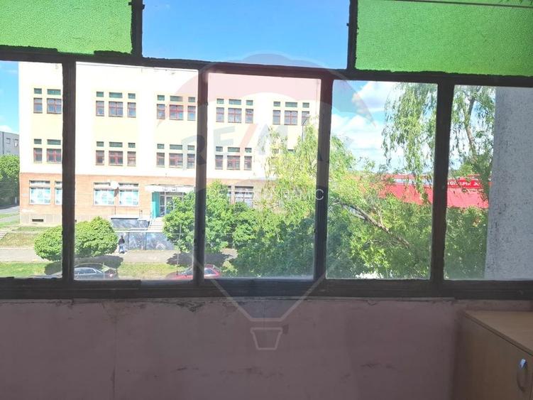 Garsonieră de închiriat, cu centrală termică, zona Voinicilor Micălaca - 7