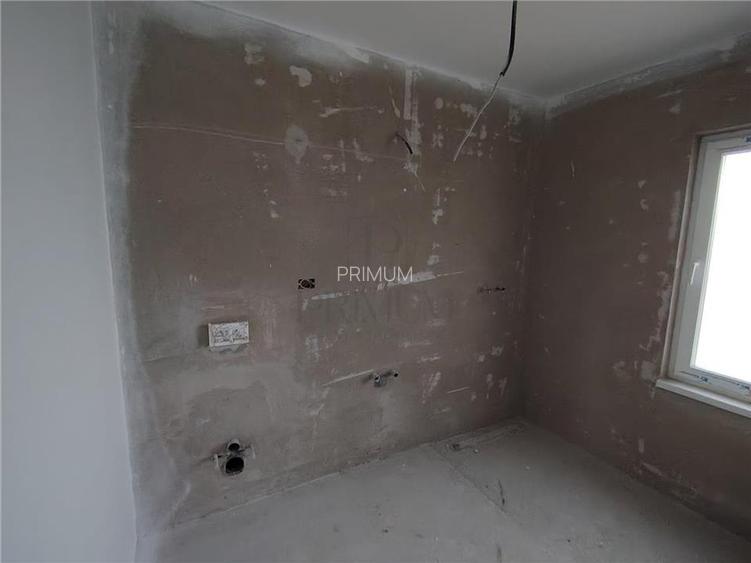 Duplex separat prin camera tehnica - zona linistita - suprafete generoase. - 10