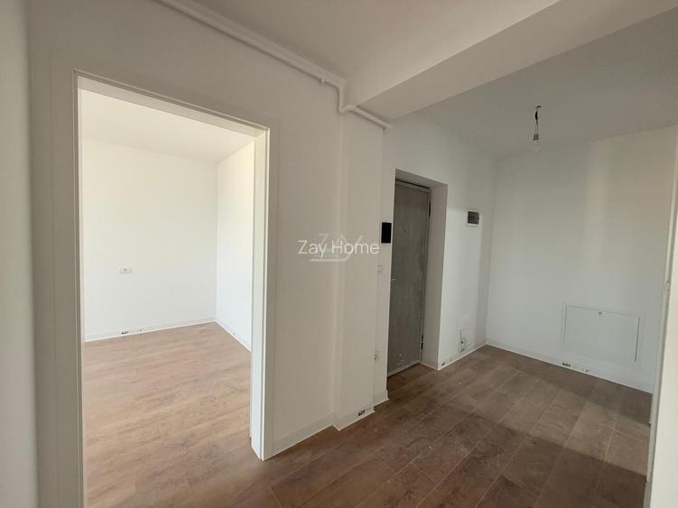 Decomandat. Spatios. Loc de parcare. - 8