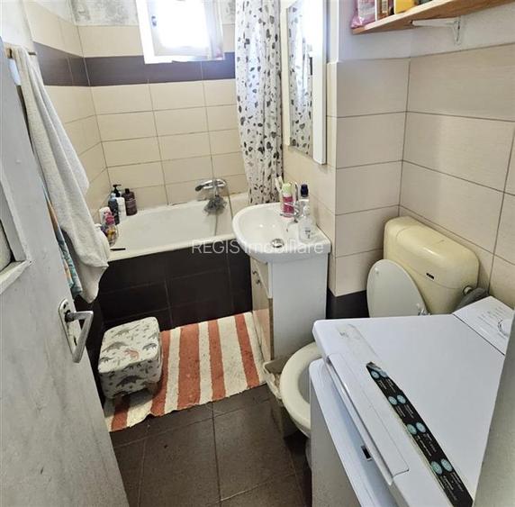 Apartament 2 camere Grivitei cu parcare si beci - 16