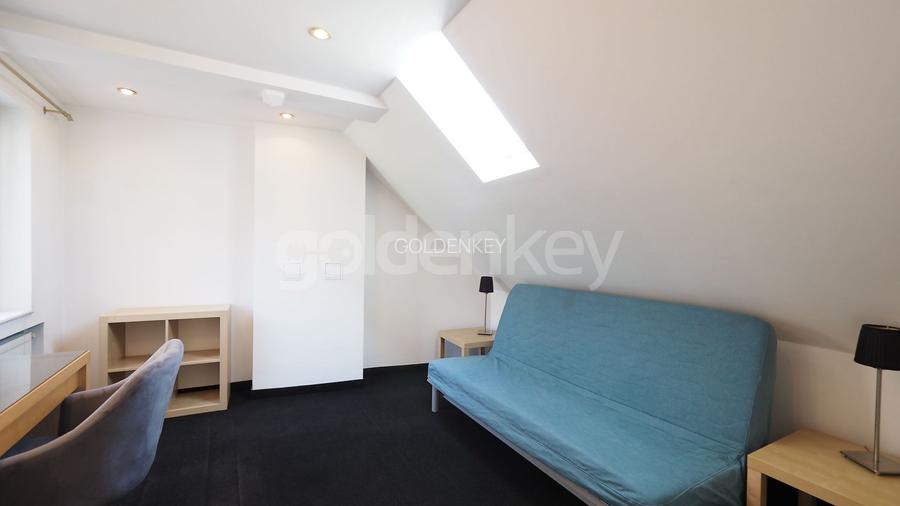 Vila nemobilata cu 4 camere si curte proprie - 13