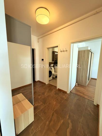 De inchiriat, apartament cu parcare - 8