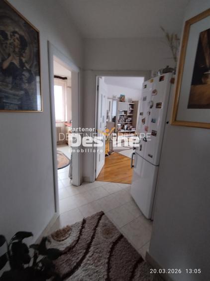 Apartament de vanzare 2 camere, decomandat, zona ultra centrala, semi / mobilat - 12
