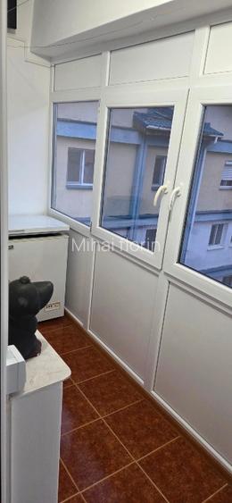 Apartament cu 3 camere semidecomandat  - 7