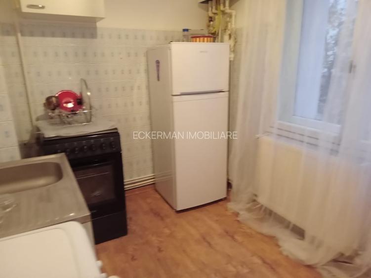 Floreasca-parc, 2 camere de vanzare, p/3, decomandat, centrala proprie, mobilat - 8