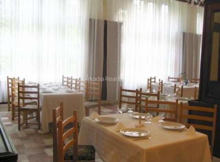 Sinaia | Hotel disponibil pentru achiziție –cu potențial excepțional - 3