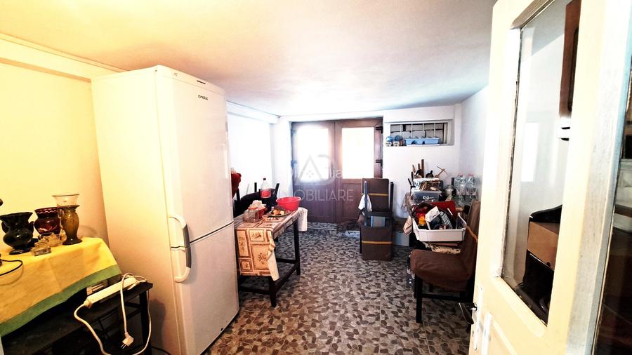 Casă de vânzare în Novaci, Gorj – Poziție centrală - 2