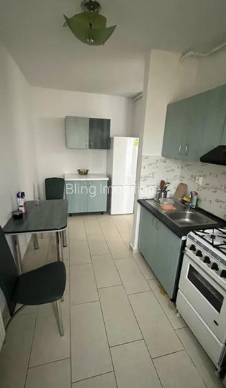 Apartament cu o camera, 37 mp, balcon, zona BMW - 5