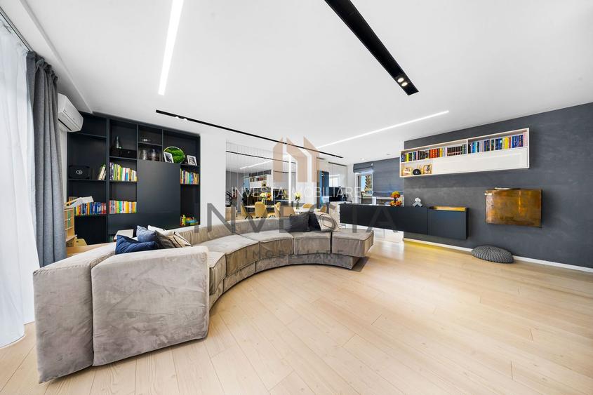 Penthouse 120 mp utili+61 mp terase! - 2