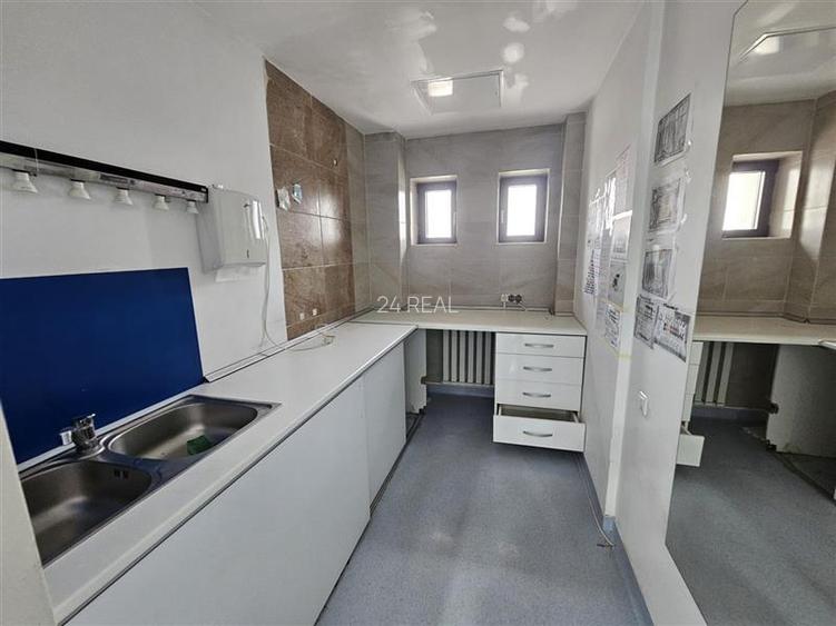 Inchiriere spatiu clinica langa metrou Aurel Vlaicu - 280 mp - 19