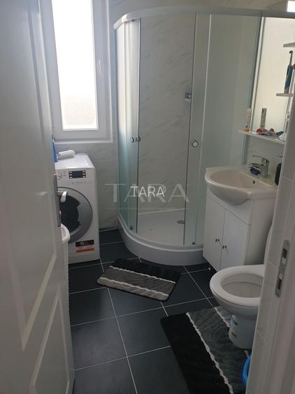 Vanzare-apartament cu 3 camere zona Panemar - 2