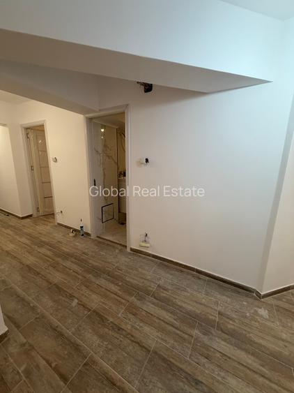 3 Camere Decomandat 97 mp Zona Boema- Bd Tomis Renovat - 11