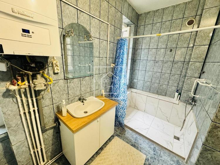 Garsoniera la vila, parter inalt, curte comuna in Parcul Sub Arini. - 6