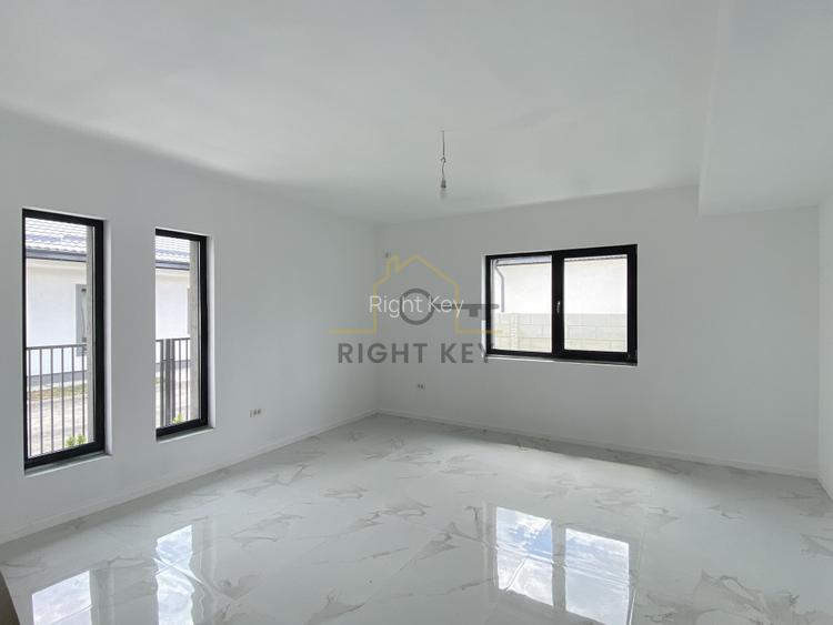 Case parter 4 cam, 380mpt, asfalt, parc, toate utilitatile!Comision 0% - 5