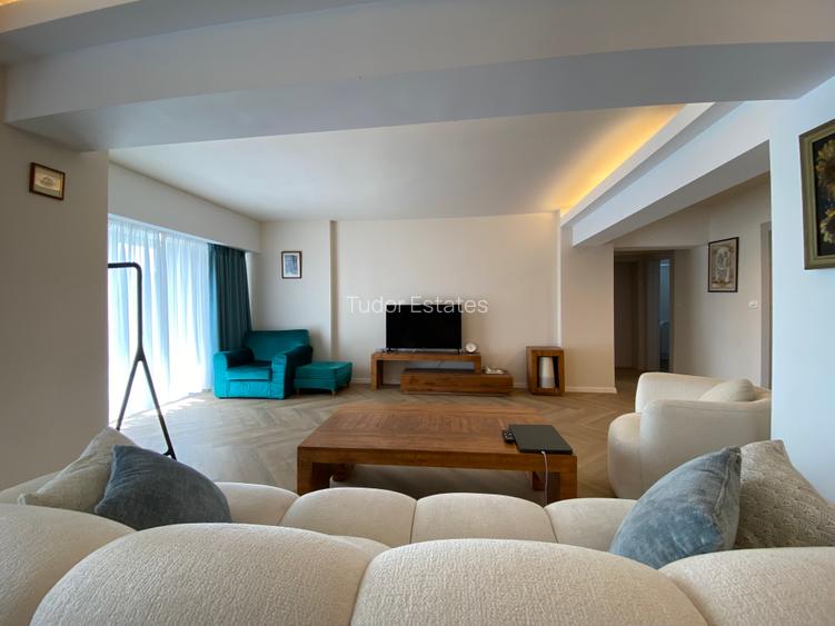 Lovely 3 bedroom apartment transformed into 2 bedrooms next to the Unirii Square - 2