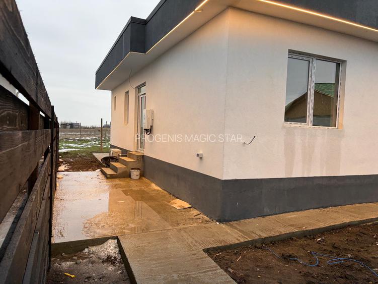 Agenție imobiliară vindem casă la sol în Năvodari - 3