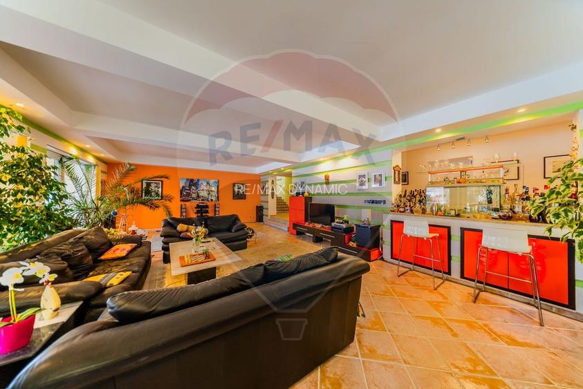 Vilă cu 4 camere de vânzare 921 mp zona Subcetate,Arad - 19