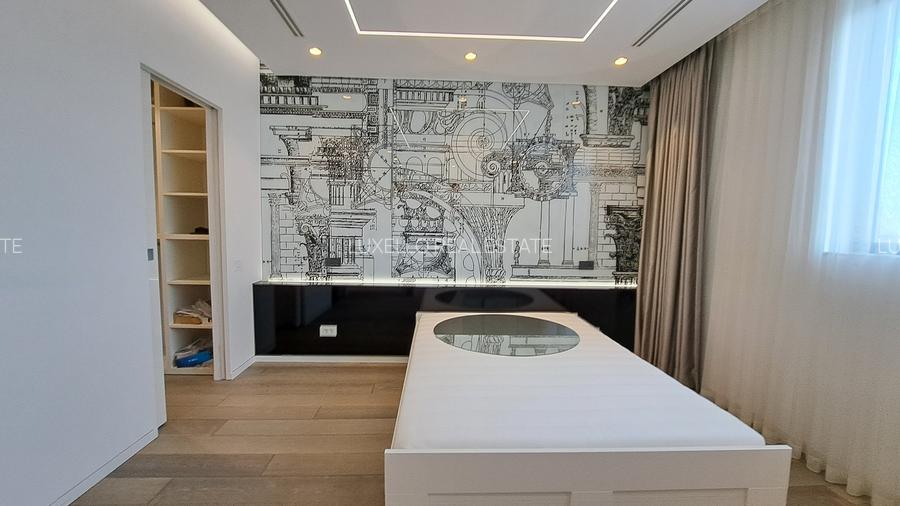 APARTAMENT 4 CAMERE CU SCARA INTERIOARA TIP LOFT -ULTRA LUX - 53