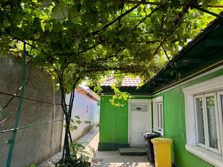 Vând casă zona Viile Noi , 120 mii euro - 15