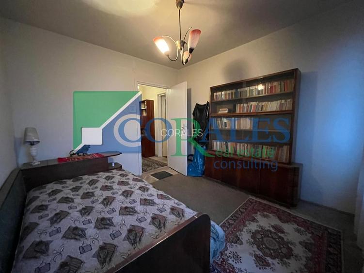 3 camere - vedere pe 2 parti. LIFT! - 7